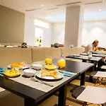 Hotel Des Voyageurs Boutique 3*