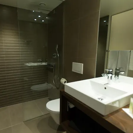 Des Voyageurs Boutique Hotel Лозана