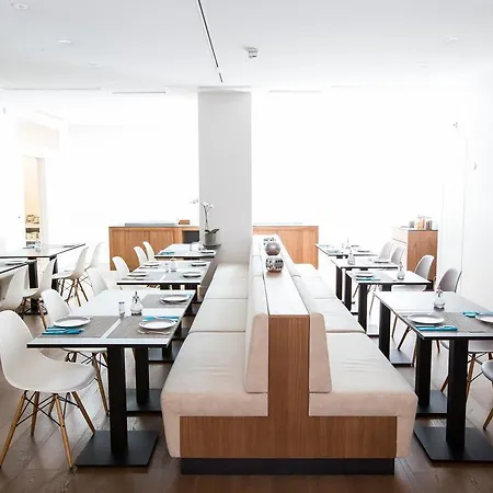 Des Voyageurs Boutique Hotel Лозана